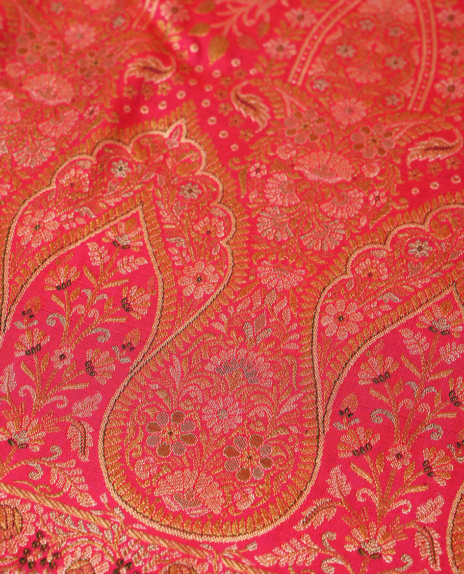 Red floral jaal jacquard silk saree, intricate zari border & pallu decked up with floral jaal design