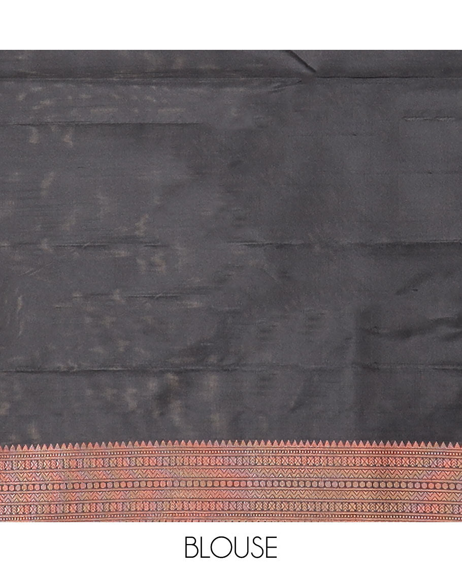 Sandal plain silk saree, contrast border of rekku, muthu, neli, and kodi visiry designs, and jaal pallu