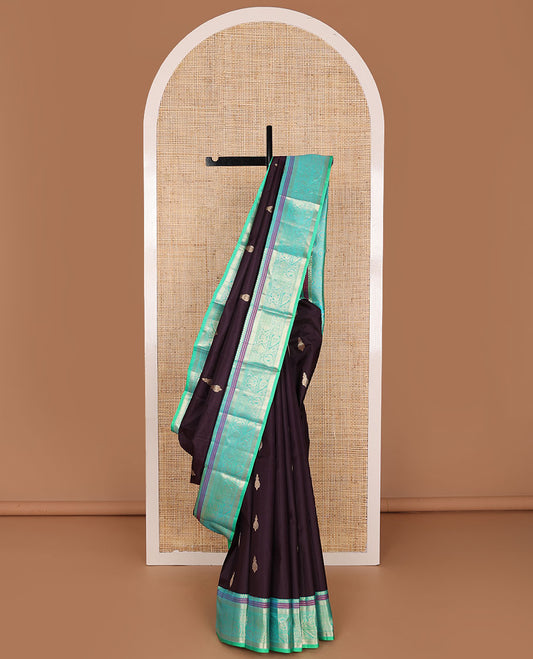 Brown zari buttas silksaree, contrast floral pallu & zari border of salngai,muthu,vanki & round mayil designs
