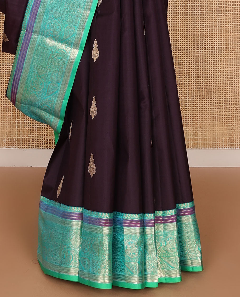 Brown zari buttas silksaree, contrast floral pallu & zari border of salngai,muthu,vanki & round mayil designs