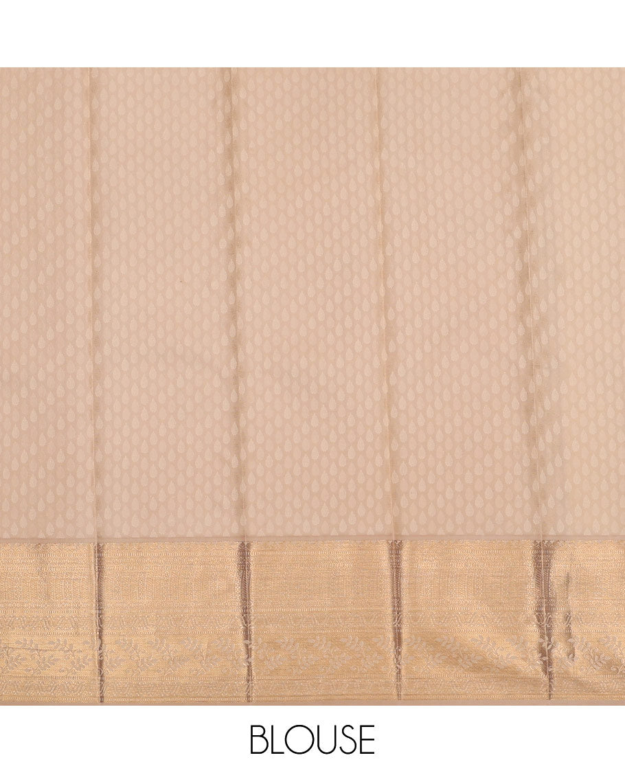 Magenta Kanchipuram Wedding Silk Saree Elegantly Decked Up with Jacquard Design Weave, Complemented by Contrast Traditional Zari Border Depicting Leaf Vine Designs, Pallu Richly Woven in Jaal, and Paired with a Contrast Blouse