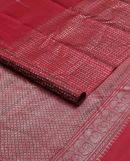 Red buttas kancheepuram silk saree with self zari design border & argyle design pallu