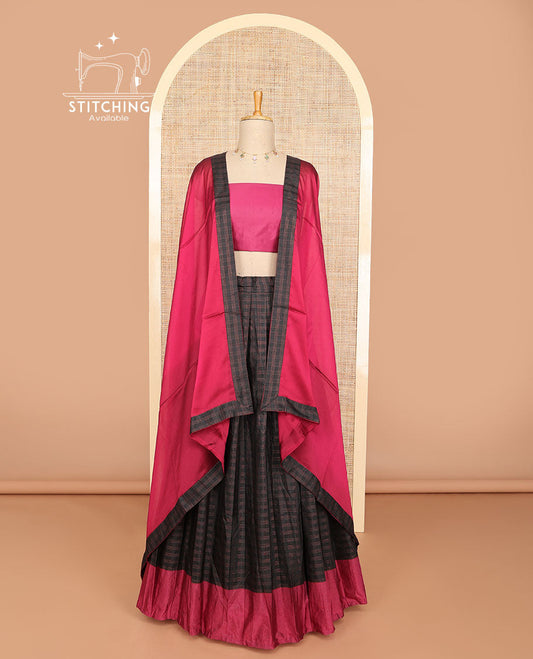 Black striped half saree with contrast border, plain blouse & plain, checked border dhavani