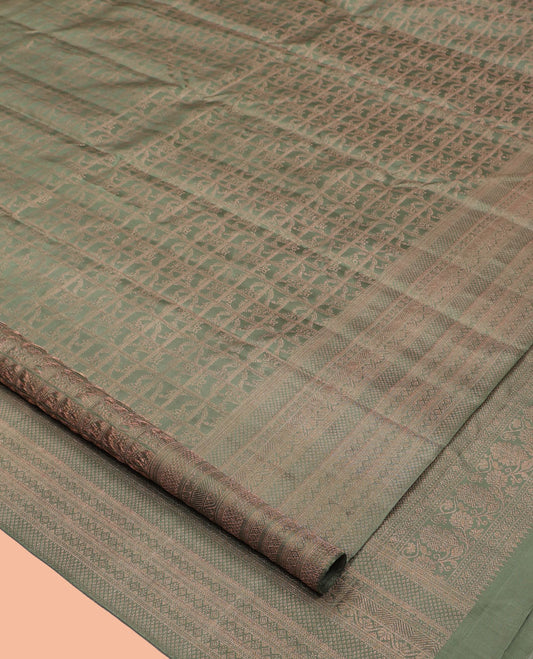 Green Kanchipuram Wedding Silk Saree, Mesmerized with Jacquard Design, a Sparsely Woven Traditional Zari Border, Grand Pallu, and a Matching Blouse