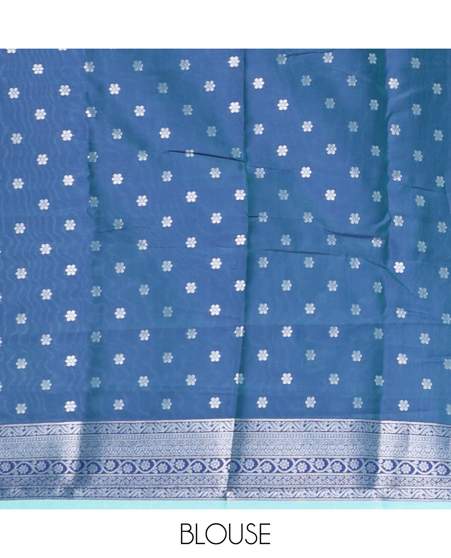 Green floral butter silk saree with contrast floral design border & pallu of floral jaal design