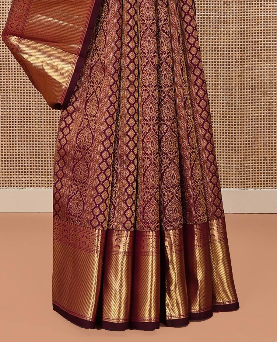 Purple Kanchipuram Wedding Silk Saree, Subtly Enriched with Jacquard Design On Its Body, Highlighted by Zari Border of Salngai, Rekku, and Diamond Designs, Jaal Pallu and Paired with a Matching Blouse