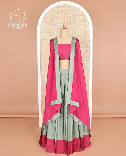 Light green checked poly-cotton half saree with contrast border, plain blouse & plain, checked border dhavani (Copy)