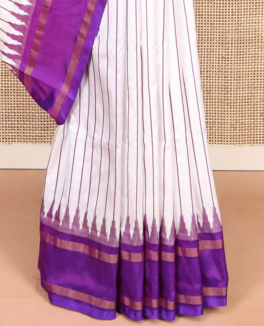 Cream Striped Pochampally Ikat Silk Saree, Complemented by a Contrast Ganga-Jamuna Border, Jaal Pallu, and a Contrast Blouse