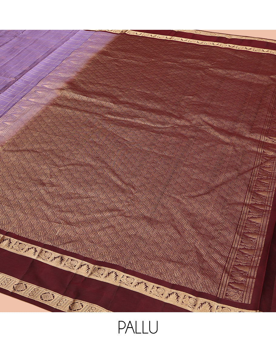 Lavender Vasundhara Lite Silk Mix Saree, Enriched with Mayil Chakram Butta Enclosed Checks, Complemented by a Contrast Rettai Pettu Border of Thazampoo Rekku, Mayil, and Chakram Designs, Boldly Accentuated Pallu, and Paired with a Contrast Blouse