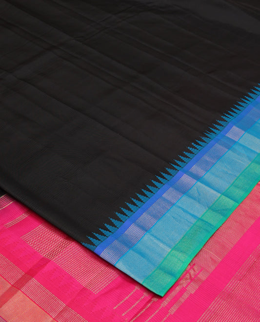 Black plain Bangalore silk saree, contrast ganga jamuna temple border, and temple design pallu