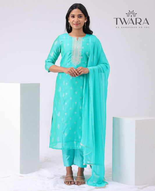 Twara light blue floral embroidered round neck, 3/4 sleeve , knee lenght straight cut kurti with straignt pants & plain dupatta