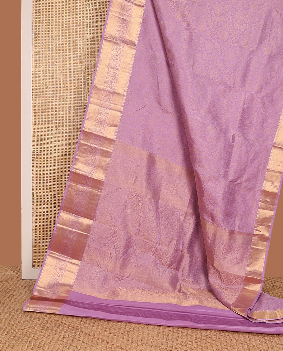 Pink floral jacquard Kanchipuram wedding silk saree, zari border of manga mokku, kodi visiry, and jaal designs, and intricate pallu