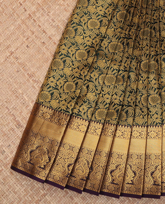 Green Budget Silk Saree, Woven with Jacquard Design, a Contrast Traditional Zari Border, Grand Pallu, and a Contrast Blouse