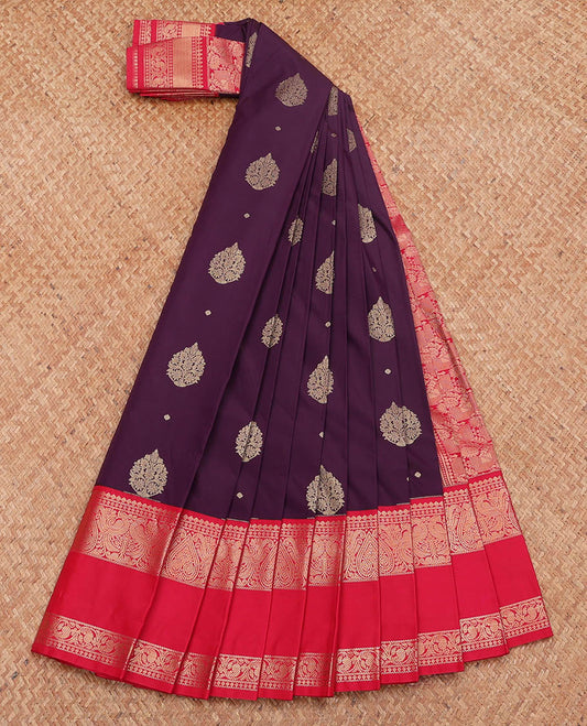 Purple Budget Silk Saree, Mesmerized with Zari Buttas, Complemented by a Contrast Traditional Zari Rettai Pettu Border, Grand Pallu, and a Contrast Blouse