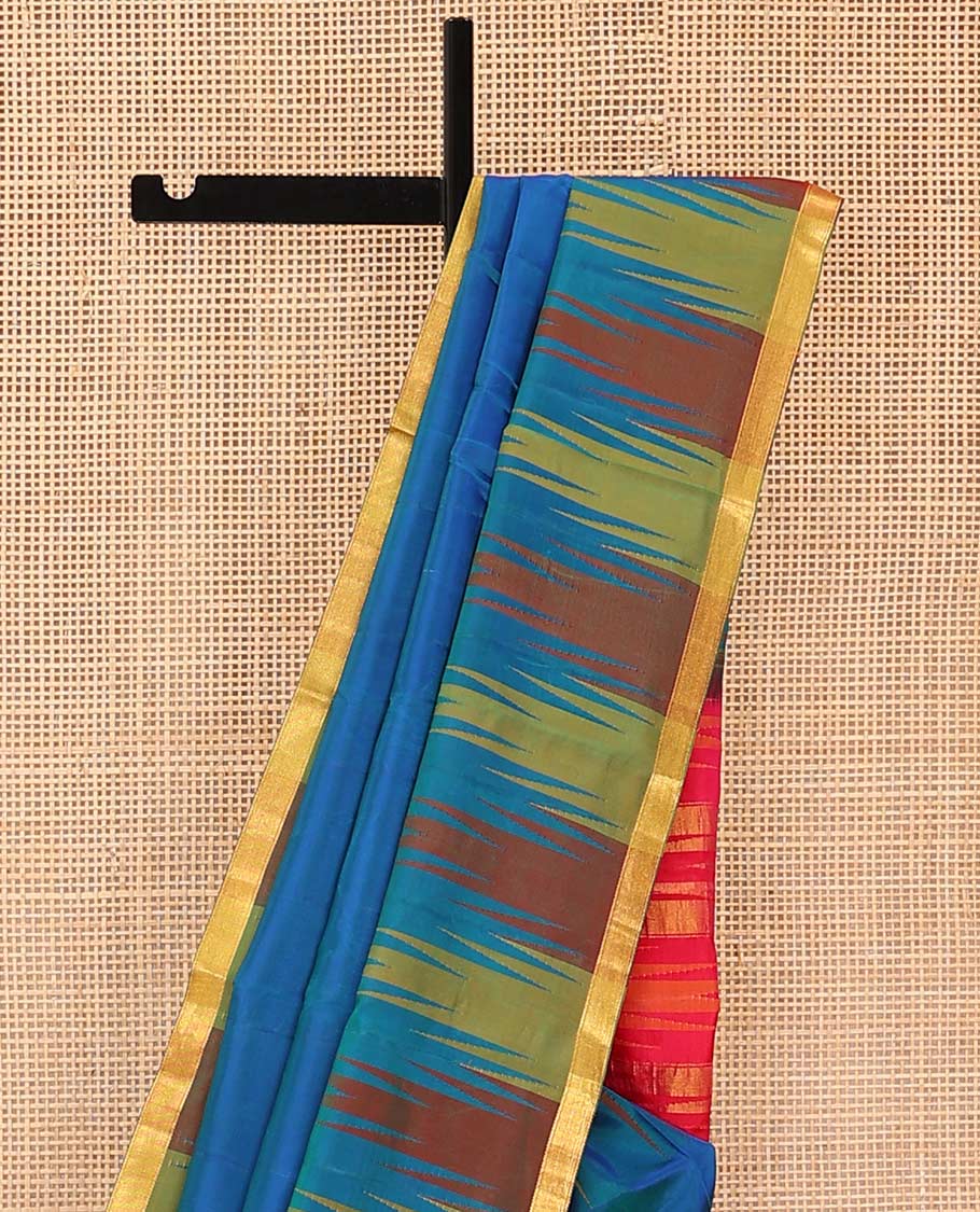 Blue plain Bangalore silk saree, contrast temple piping border, and zari-rich pallu of temple designs