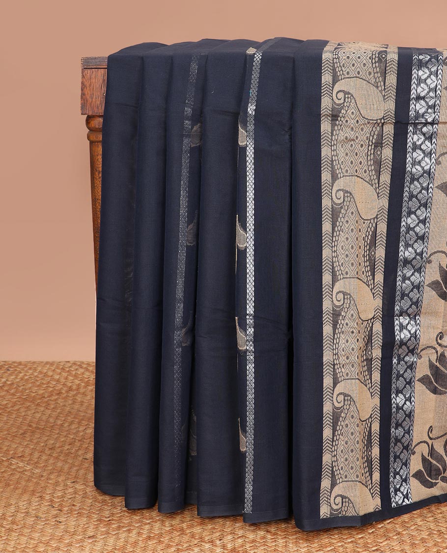 Borderless blue striped, floral motifs kanchi cotton saree with floral design pallu