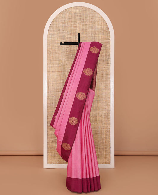 Pink zari woven Kanchipuram silk saree, contrast rettai mayil zari border, and jaal pallu