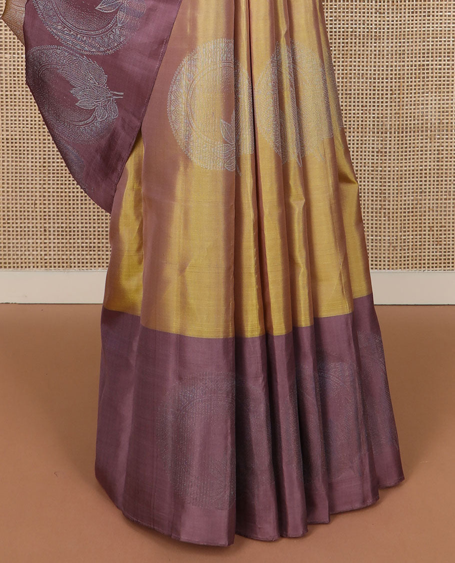 Green zari buttas soft silk saree, contrast round motif border & pallu of floral & geometric designs