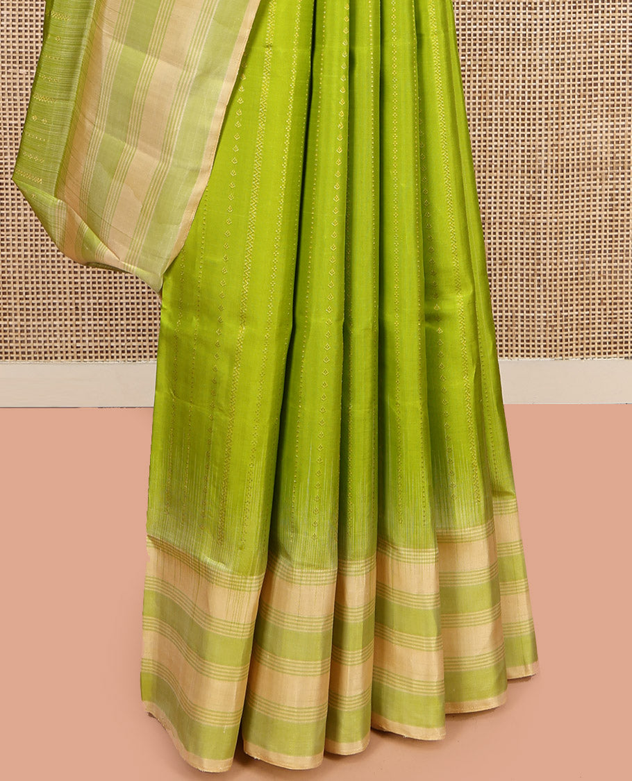 Green Mayuri Soft Silk Saree, Detailed with Zari Stripes, Complemented by a Contrast Border, Pallu of Zari Designs, and Contrast Blouse
