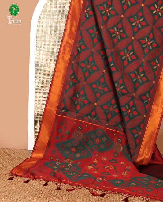 Red with green zari pochampalli weaving design mulberry silk saree with bawanchi, ikkat weaving border & rich pochampalli weaving pallu along with plain blouse