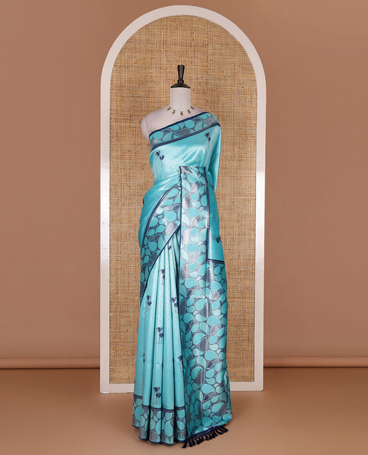 Blue jacquard kanchi silk saree, contrast border, and pallu steeped with paisley motifs with contrast zari design blouse