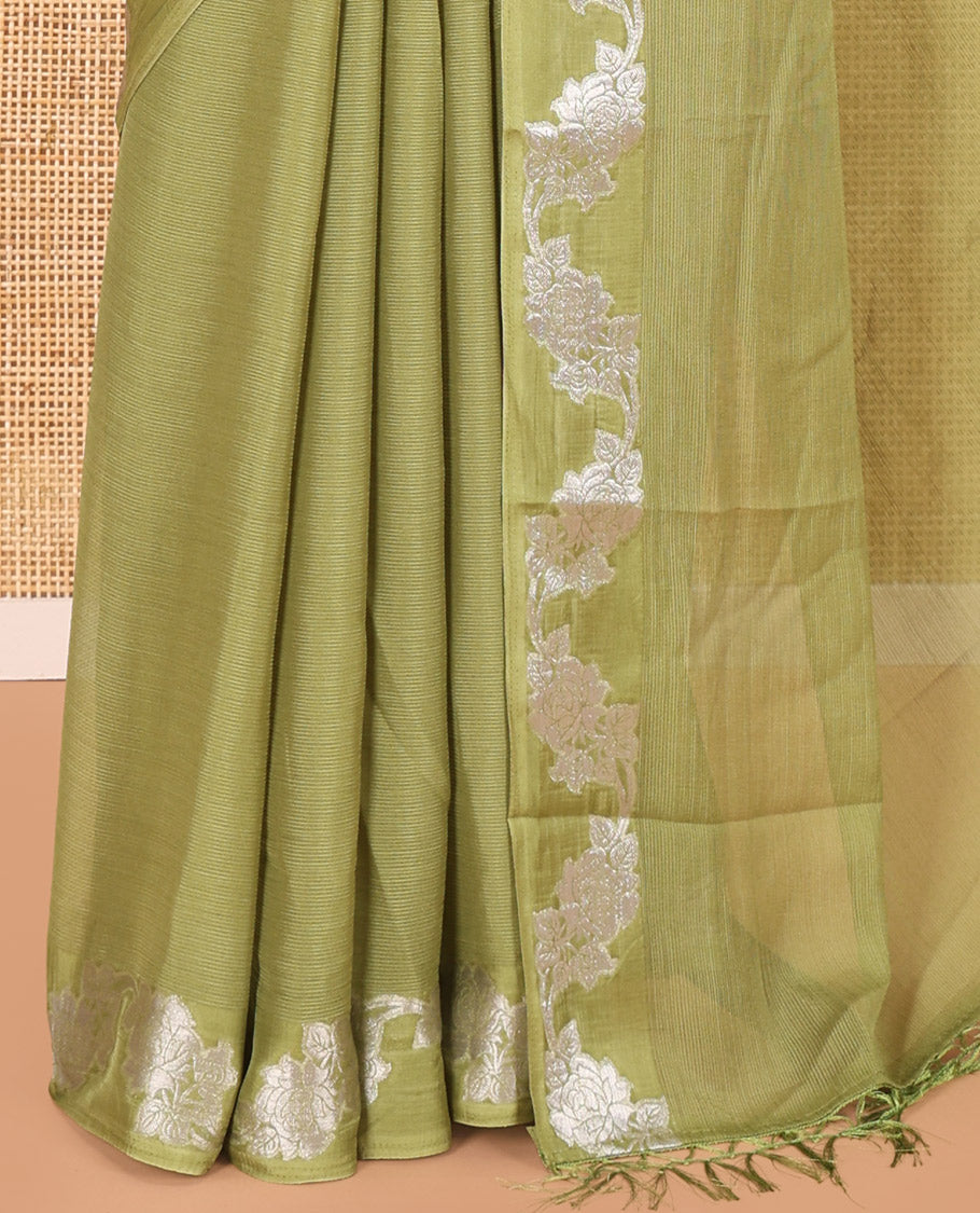 Green Wrinkle Chiffon Saree, Highlighted by Floral Creeper Border, and No Blouse