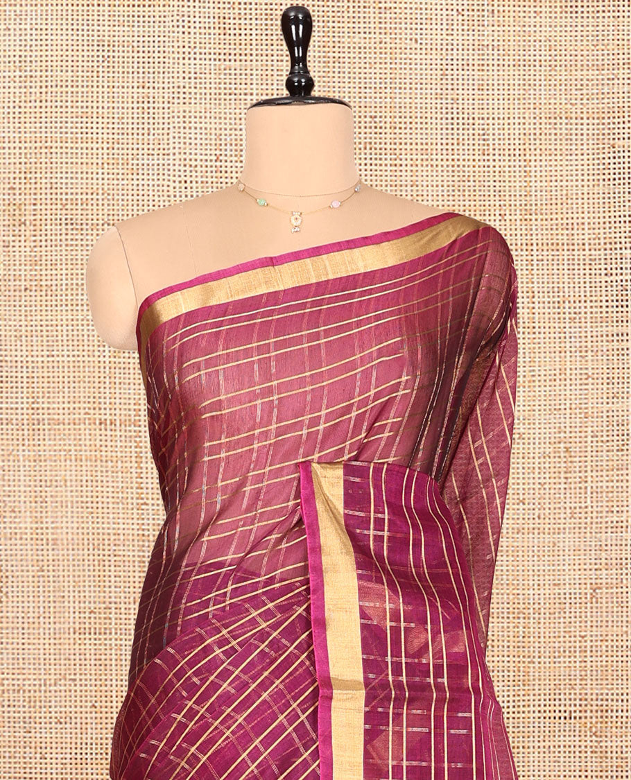 Magenta Silk Cotton Saree, Elegantly Framed with Checks, a Zari Border, Pallu of Temple Designs, and a Matching Blouse