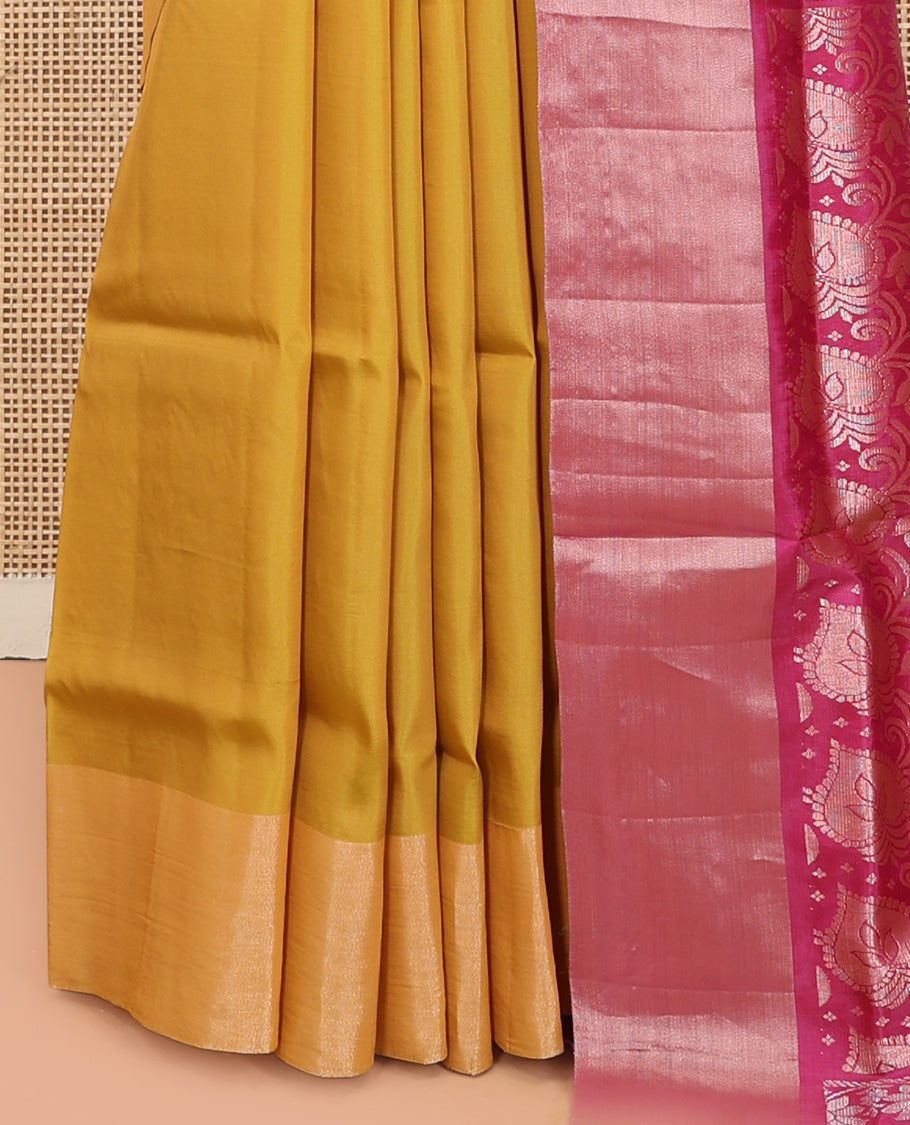 Yellow Uppada Saree, Adorned with Hibiscus Floral Buttas, a Bavanji Border, Contrast Intricate Pallu, and a Contrast Blouse