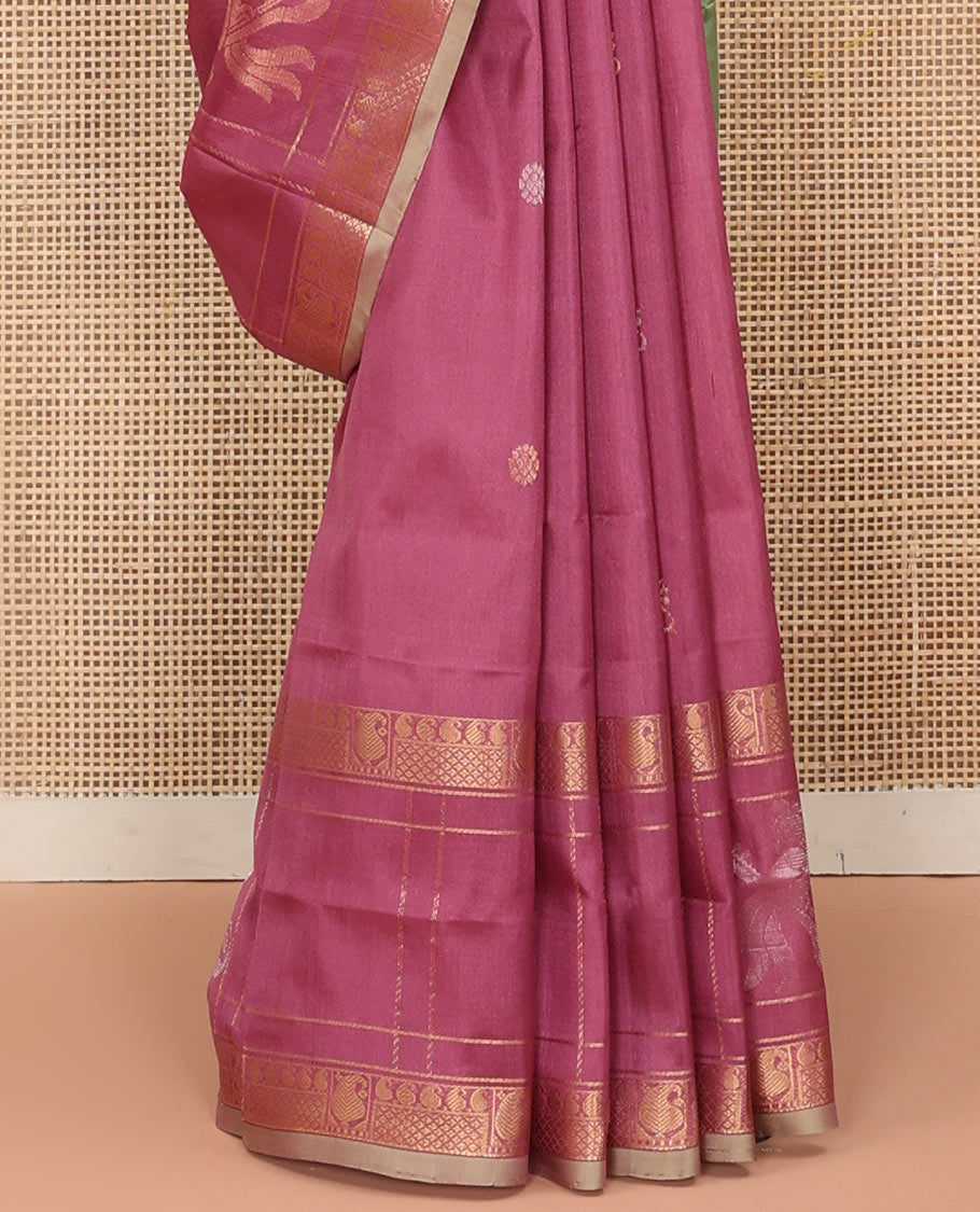 Onion Pink Uppada Silk Saree Elevated with Floral Buttas, Captivating Contrast Border of Traditional Zari Motifs and Peacock Motifs, Pallu Depicting Floral Jaal Design, and Paired with a Contrast Zari-Bordered Blouse