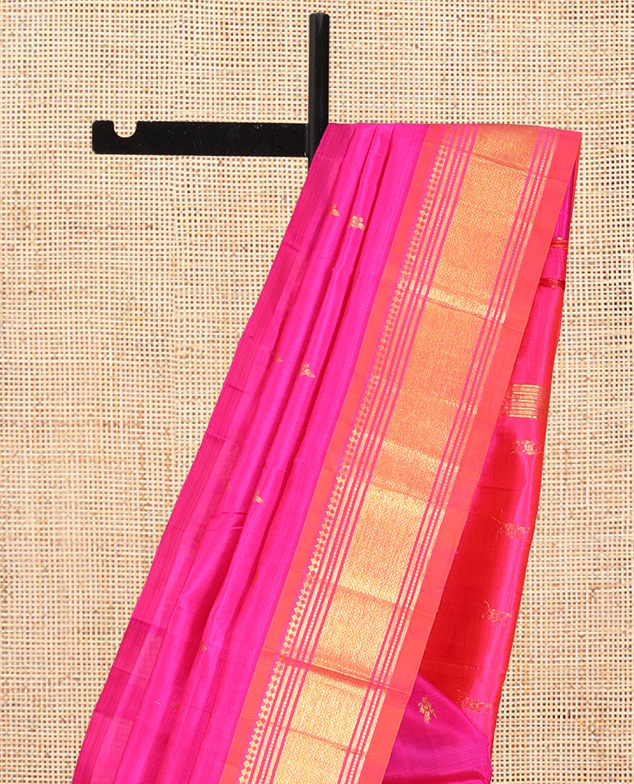 Pink Kanchipuram Silk Saree, Embellished with Zari Buttas, Complemented by a Contrast Border of Panner Sombu, Banaras, Muthu, and Jaal Design, Pallu of Zari Design, and No Blouse