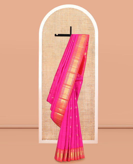 Pink Kanchipuram Silk Saree, Embellished with Zari Buttas, Complemented by a Contrast Border of Panner Sombu, Banaras, Muthu, and Jaal Design, Pallu of Zari Design, and No Blouse