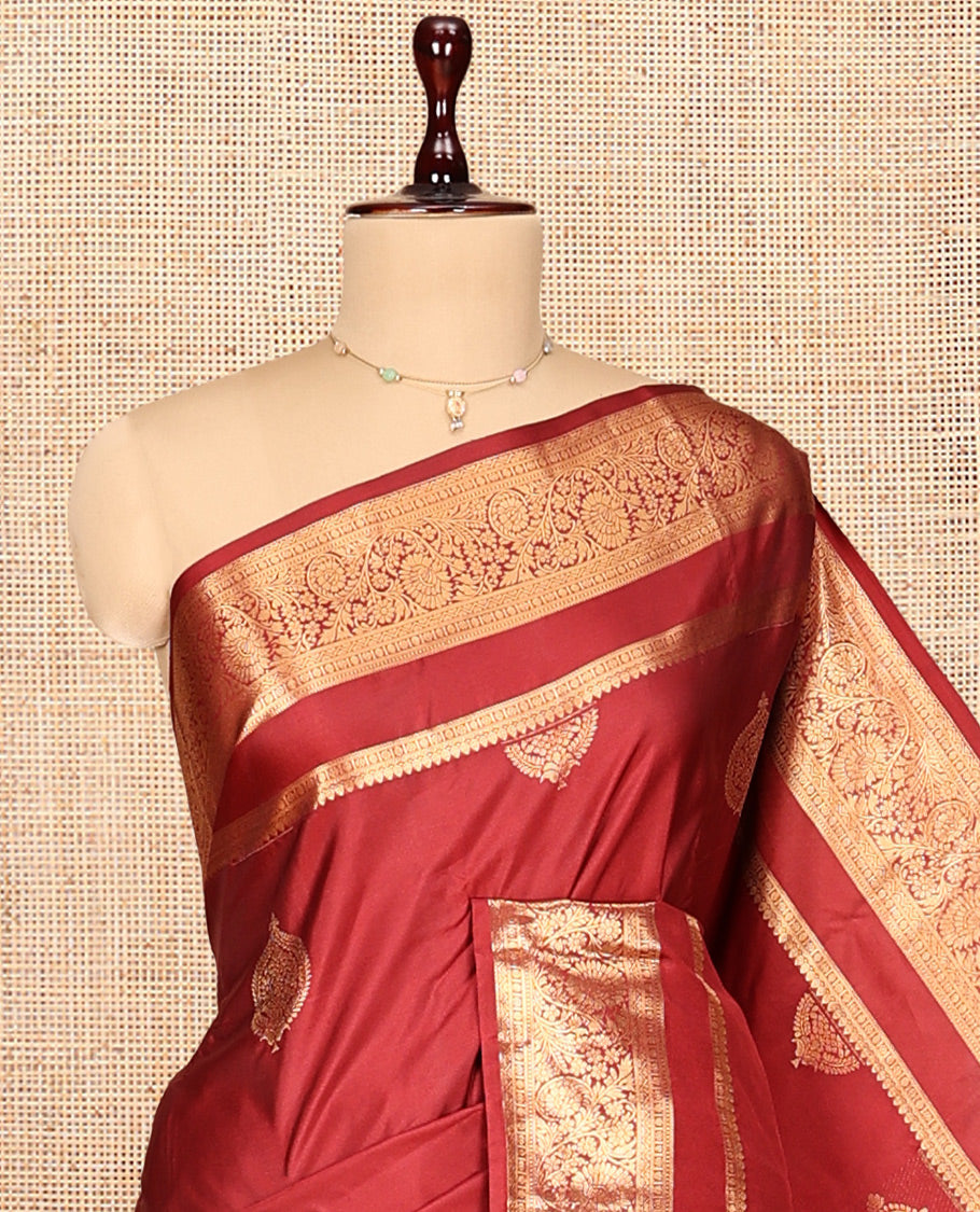 Red Zari Buttas Gift Saree