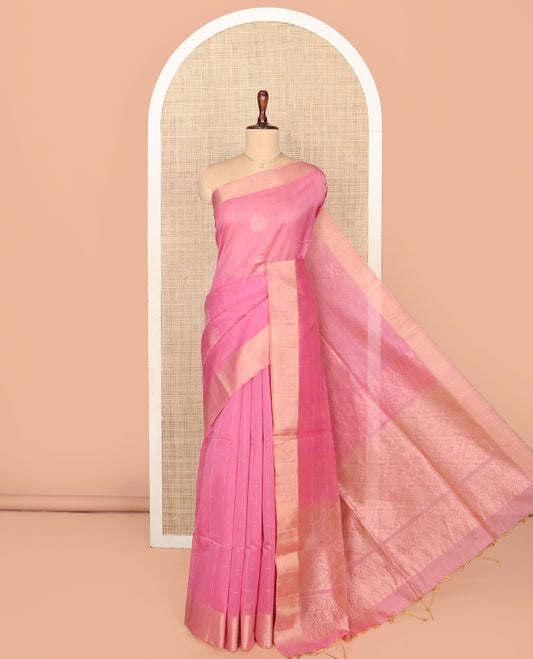 Pink Silk Cotton Saree, Accentuated with Butta Enclosed Checks, Highlighted by a Zari Border, Intricately Designed Pallu, and a Matching Blouse