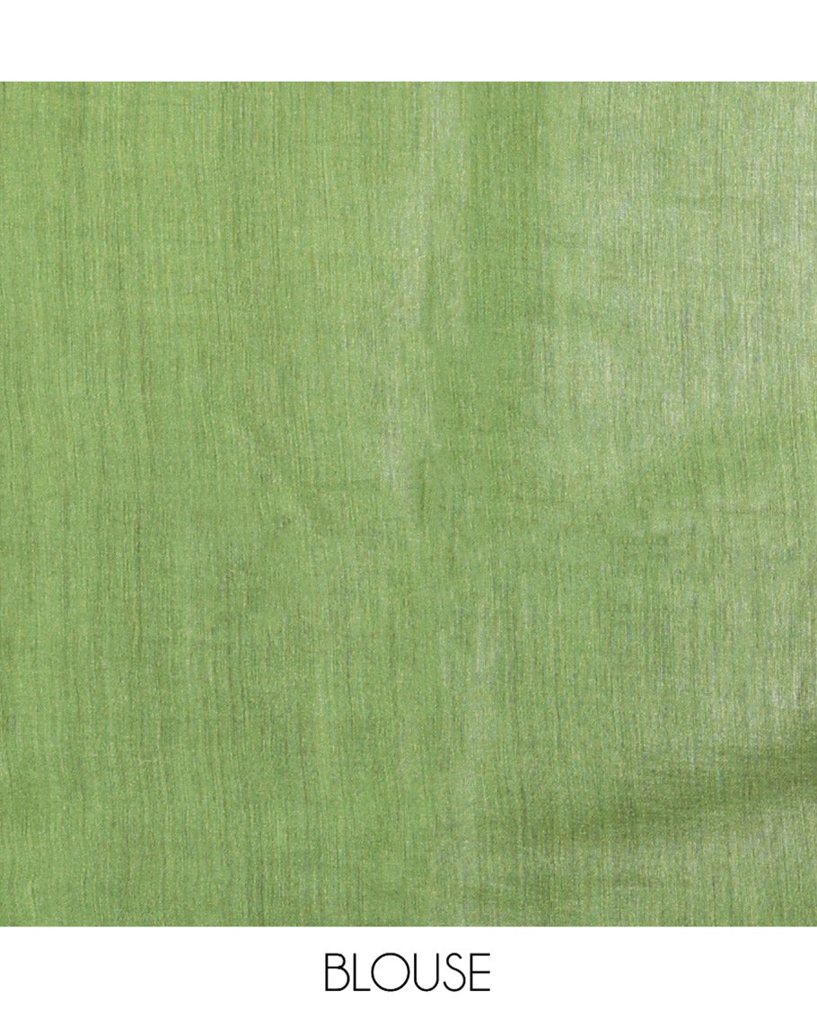 Borderless Pink Plain Tussar Silk Saree, Complemented by Contrast Heathered Pallu, and a Contrast Blouse
