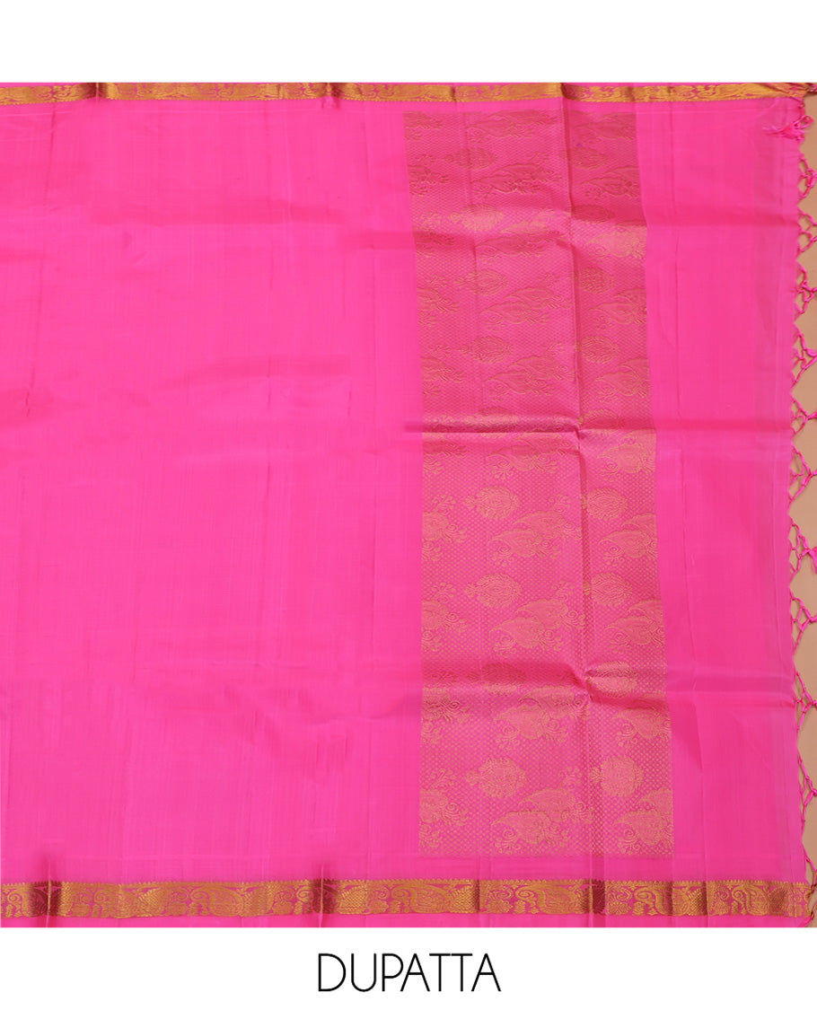 Green Pure Silk Half-Saree, Adorned with Mayil-Chakram Buttas All Over Its Skirt, Complemented by Contrast Border of Puli Nagam, Jaal, and Arumbu Manga Designs, Paired with a Contrast Blouse, and Comes with a Zari Design Woven Dhavani