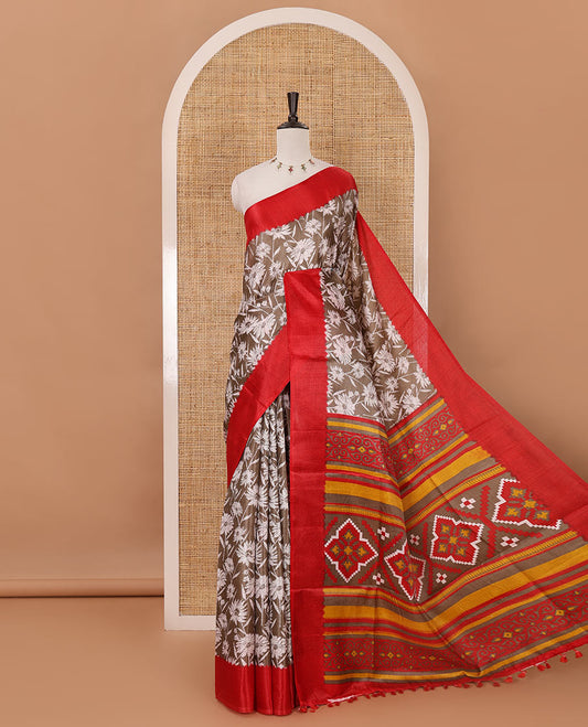 Brown sunflower motifs printed Khadi cotton saree, contrast plain border, patola geometric printed pallu & contrast blouse