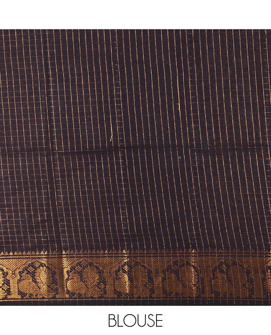 Cream gold zari checked and kolam motifs printed sungudi cotton saree, contrast ganga jamuna temple traditional zari border, zari striped pallu, and a contrast zari checked blouse