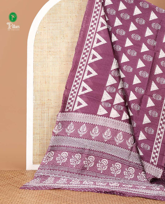 Violet batik-style triangle & floral printed litchi crushed saree,self-border,geometric print pallu & triangle motif printed blouse