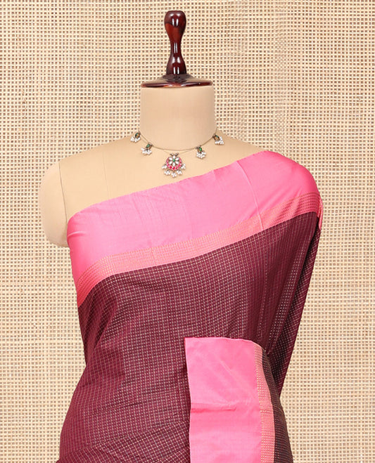 Maroon Arani Saree, Enriched with Zari Checks, a Contrast Border, Zari Design Pallu, and a Matching Blouse