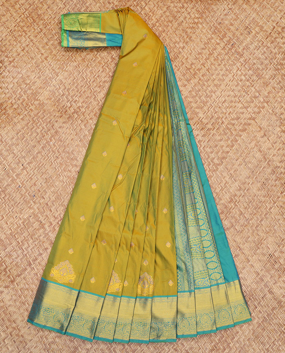 Green Budget Silk Saree, Woven with Zari Buttas, a Contrast Traditional Zari Border, Grand Pallu, and a Contrast Blouse