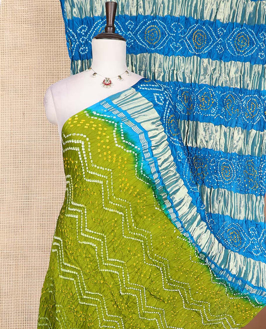 Borderless Parrot green bandhani dotted bandhani silk saree, contrast bandhani dotted pallu
