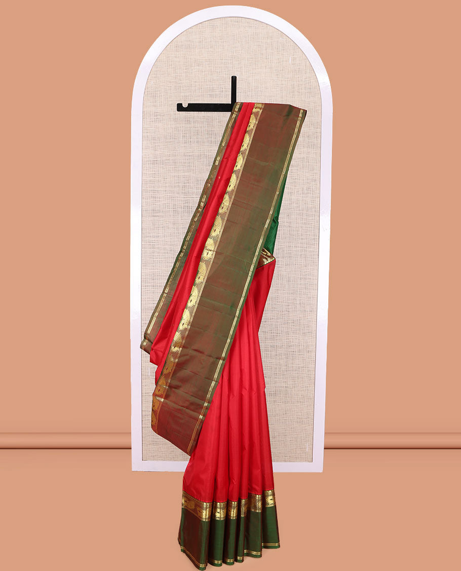 Red Kanchipuram Silk Saree, Woven with Buttas, Complemented by a Contrast Rettai Pettu Meen Motif Border,  Pallu of Zari Design, and Contrast Blouse