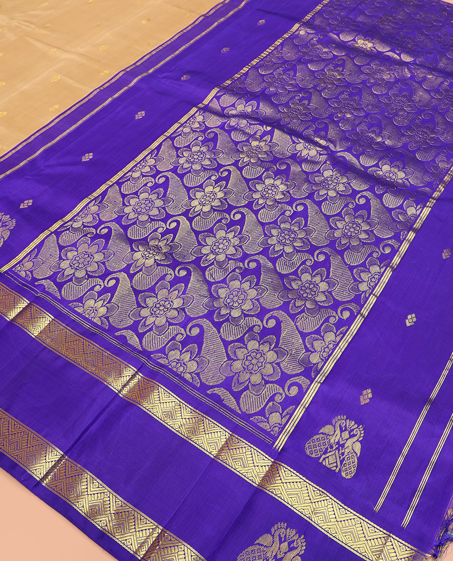 Sandal zari buttas Kanchipuram silk saree, contrast border of diamond, and mayil designs, and pallu of kamalam and manga designs