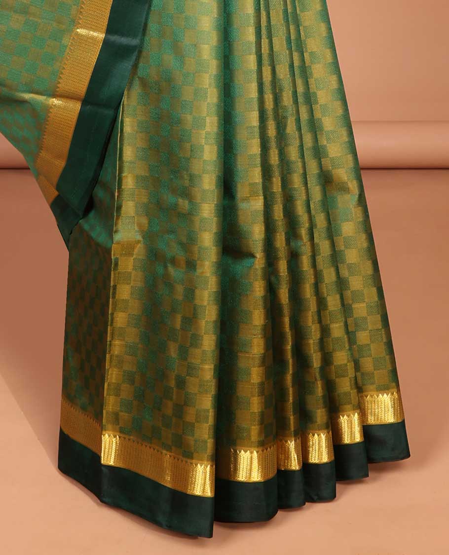 Green checked kancheepuram silk saree with contrast temple border & checked design pallu