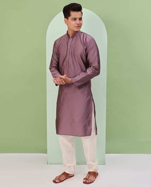 Onion pink embossed design full-sleeved kurta