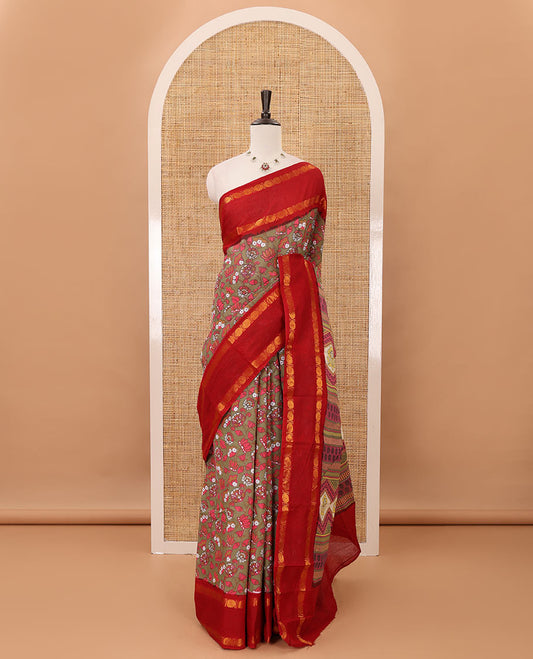 Green lotus design printed sungudi cotton saree, contrast rettai pettu zari border, geometric pallu & running blouse