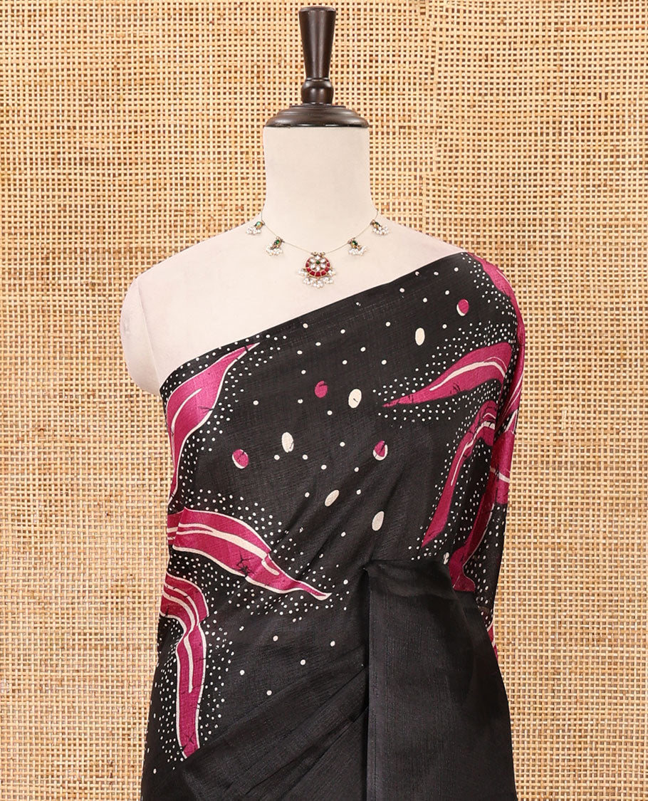Black-base plain body khadi cotton saree with batik-style pink-color floral & dots printed on its border & pallu, plain black blouse