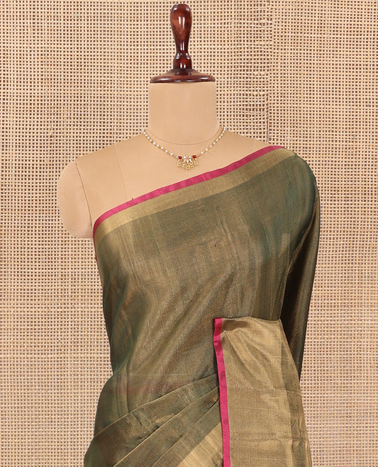 Brown Plain Uppada Silk Saree, Complemented by Bavanji Border, Captivating Contrast Pallu of Gleaming Zari Weave, and Paired with a Contrast Blouse