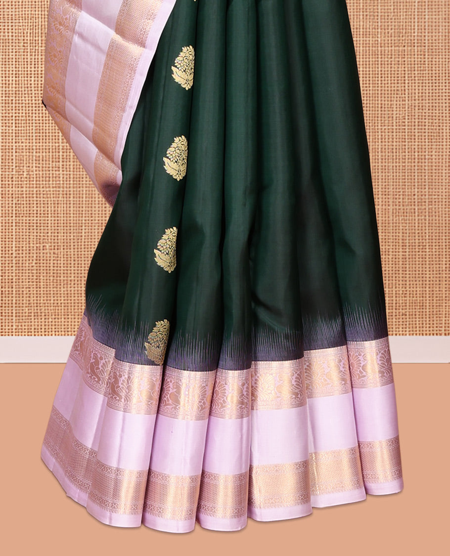 Green Vasundhara Silk Saree, Adorned with Zari Buttas, Contrast Rettai Pettu Border of Mayil, Muthu, Kamalam, and Mayil Kann Designs, Grand Pallu, and Contrast Blouse
