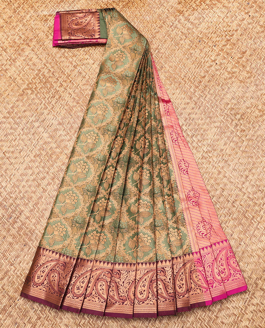 Green Budget Silk Saree, Boldly Accentuated with Floral Jacquard, Complemented by Contrast Traditional Zari Border, Intricate Pallu, and a Contrast Blouse